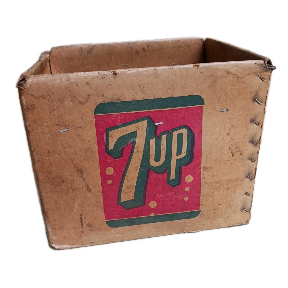 Vintage 7 Up Metal Frame Crate Soda Pop Carrier